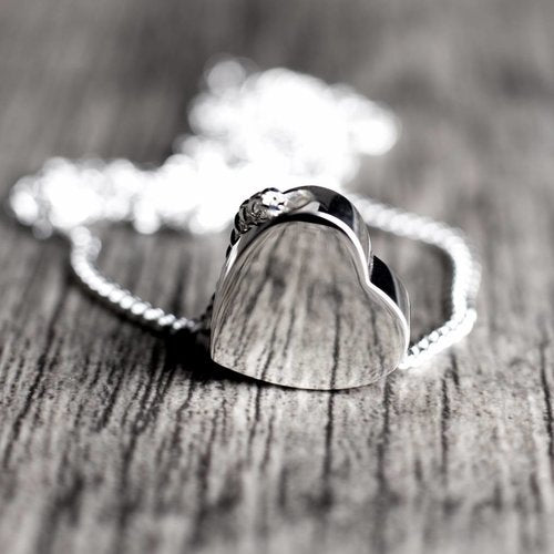 Assieraden, gedenksieraden met as
