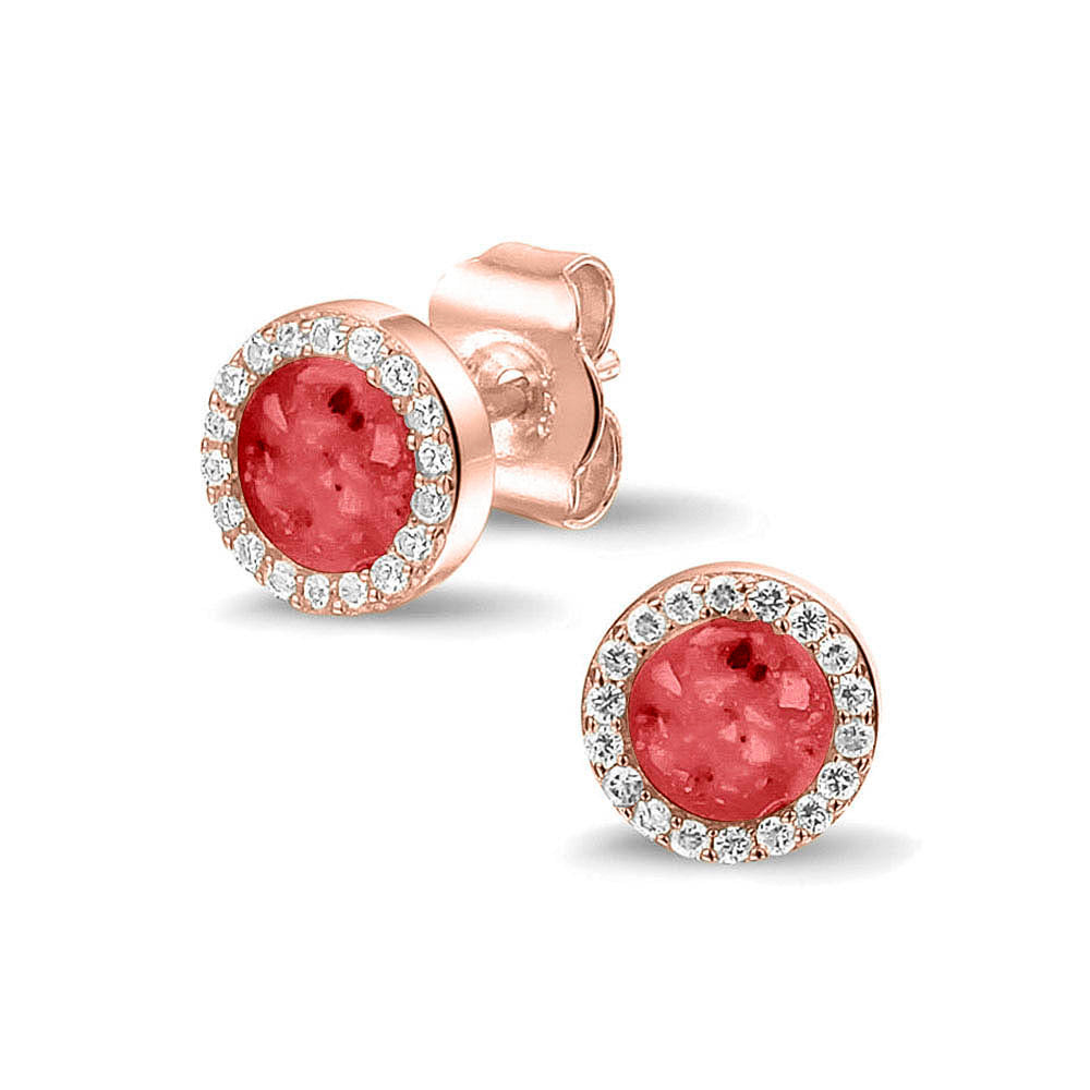 Oorstekers 8 mm rondom afgewerkt met zirkonia's zichtbaar gevuld met as of haar. Red