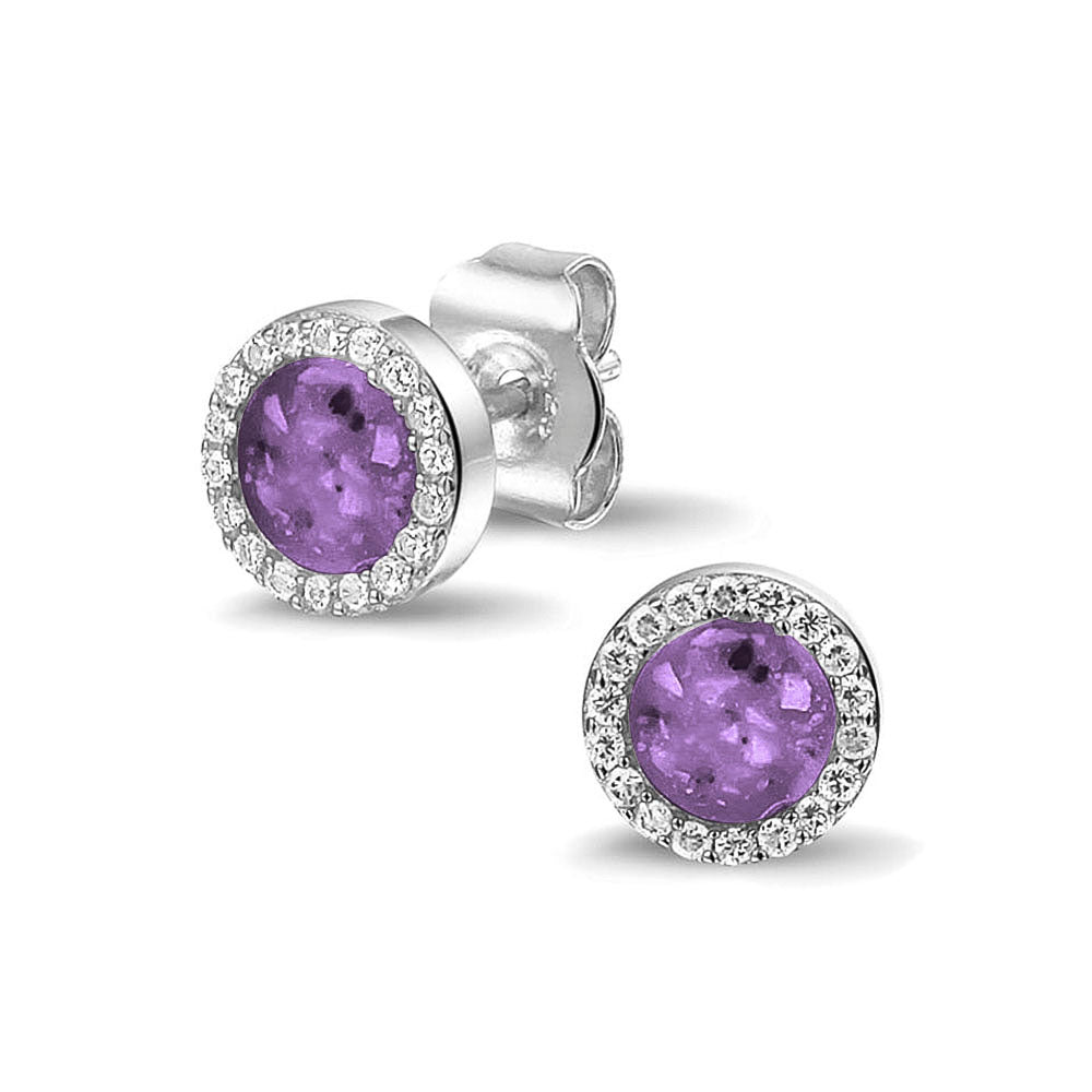 Oorstekers 8 mm rondom afgewerkt met zirkonia's zichtbaar gevuld met as of haar. Purple
