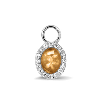 Ovaal gevormde oorhangers, 18 mm lang rondom afgewerkt met zirkonia's, aan de voorzijde zichtbaar gevuld met as of haar. gold.