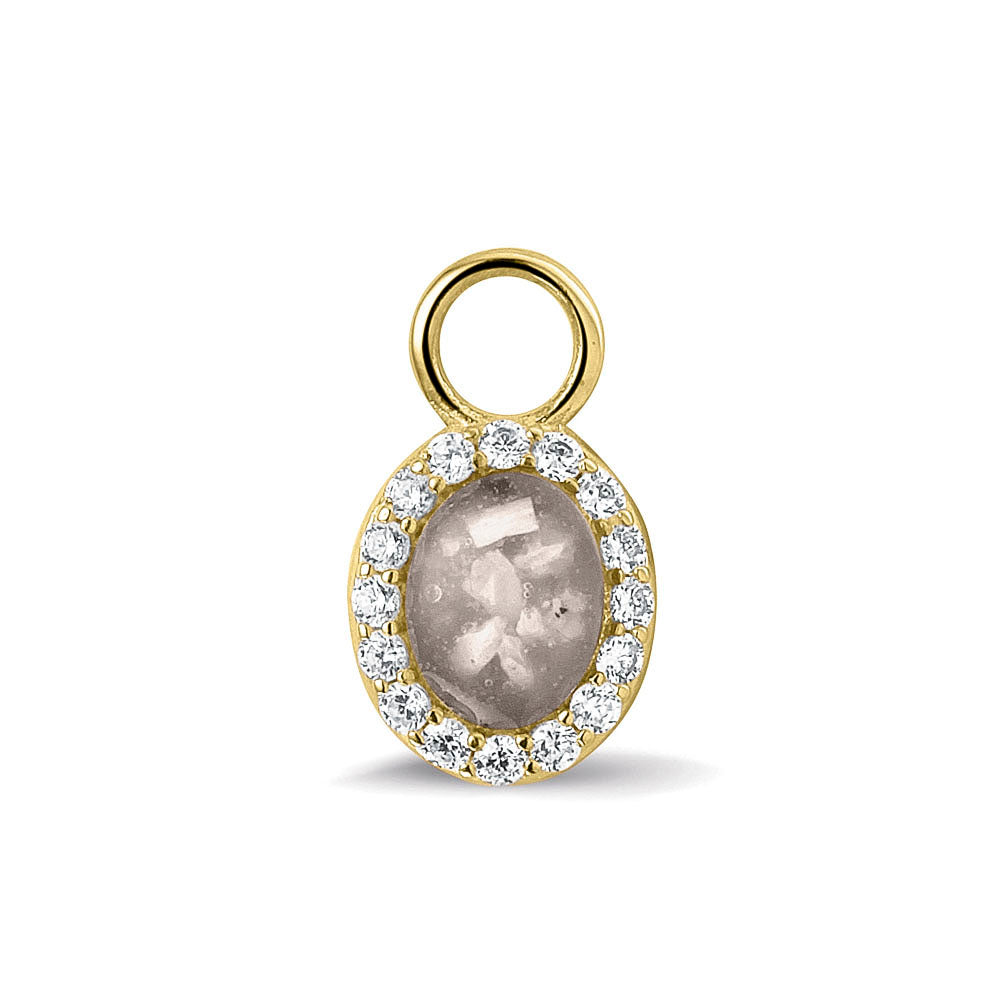 Ovaal gevormde oorhangers, 18 mm lang rondom afgewerkt met zirkonia's, aan de voorzijde zichtbaar gevuld met as of haar.silver