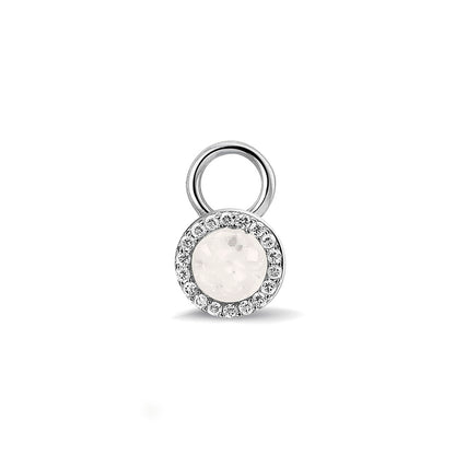 Oorhangers 8 mm diameter, rondom afgewerkt met zirkonia's, aan de voorzijde zichtbaar gevuld met as of haar. White.