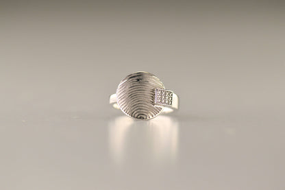 Ring met vingerafdruk