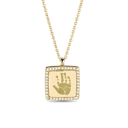 Hanger geelgoud voorzien van een gravure uit collectie gedenksieraden. geelgoud