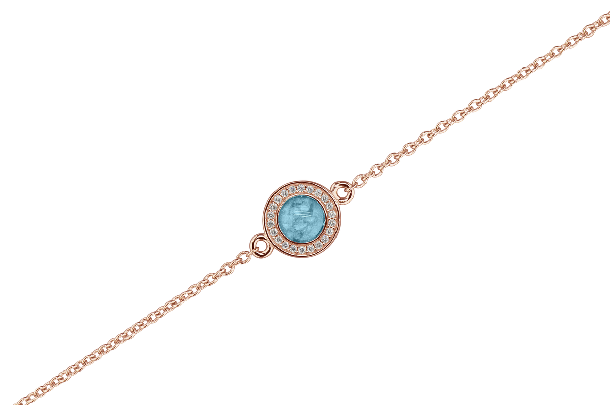 As armband met rondje als compartiment in het midden aan de voorzijde. baby