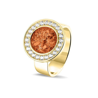 Asring 6 mm uit onze serie gedenksieraden, waar aan de bovenzijde zichtbaar as of haar verwerkt wordt in een rondje, rondom gezet met zirkonia's of diamanten naar keuze. Orange