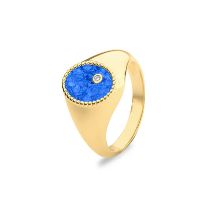 Herinneringsring , waar zichtbaar as of haar verwerkt wordt in het ovale compartiment. blue