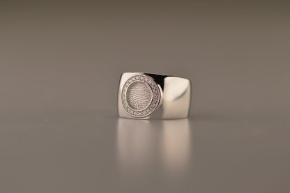 Ring met vingerafdruk