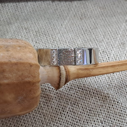 Ring met vingerafdruk