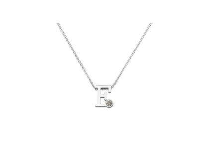 Collier met initiaal/letter  hanger met geboortesteentje naar keuze.